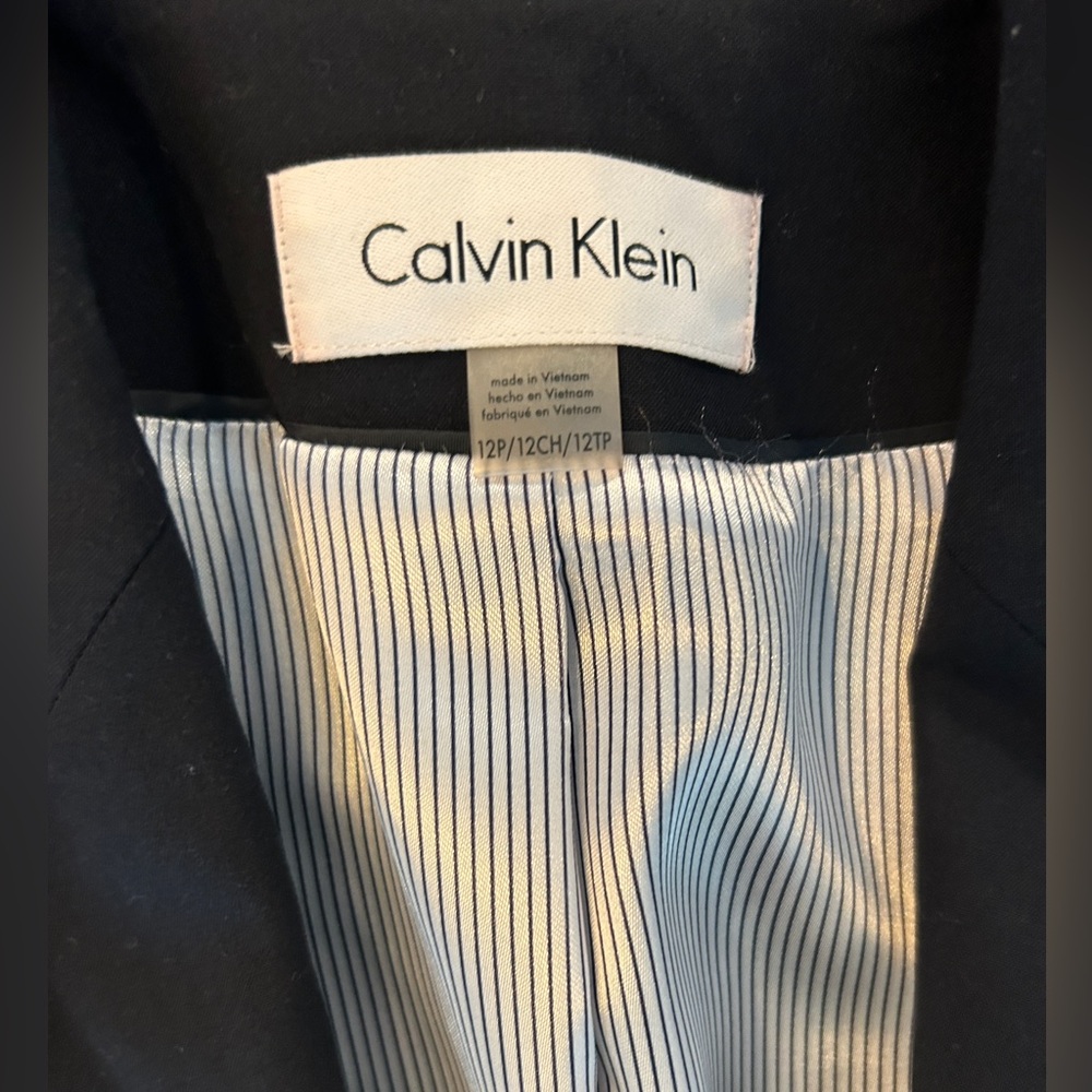 Calvin Klein Women's Classic Navy Suit Jacket - Picture 5 of 5